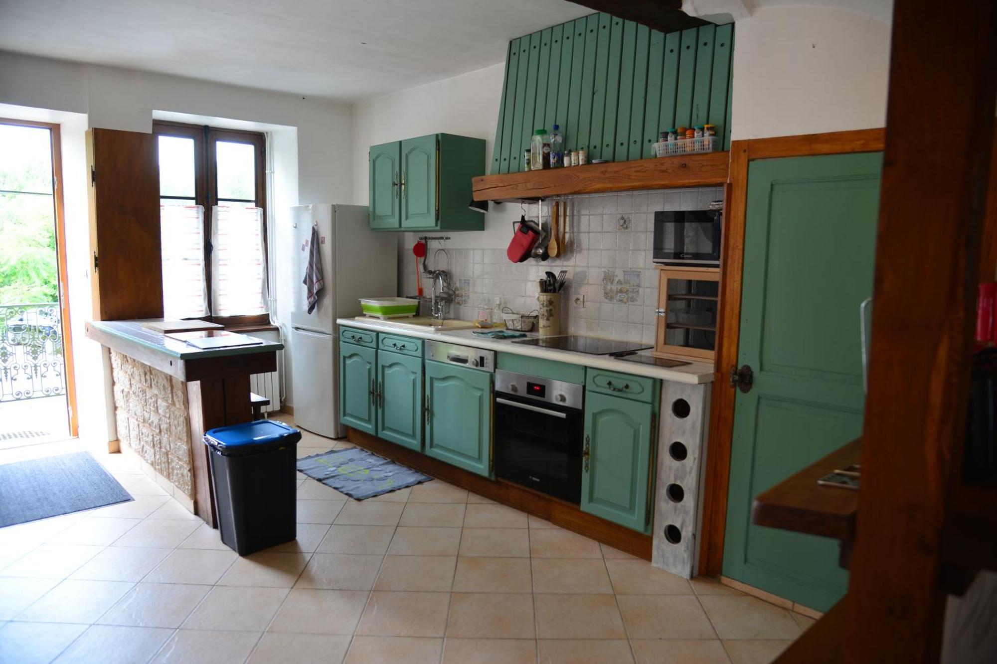 Gite Osteis De 4 A 15 Personnes Au Bord De L'Yonne Vincelottes Exterior foto